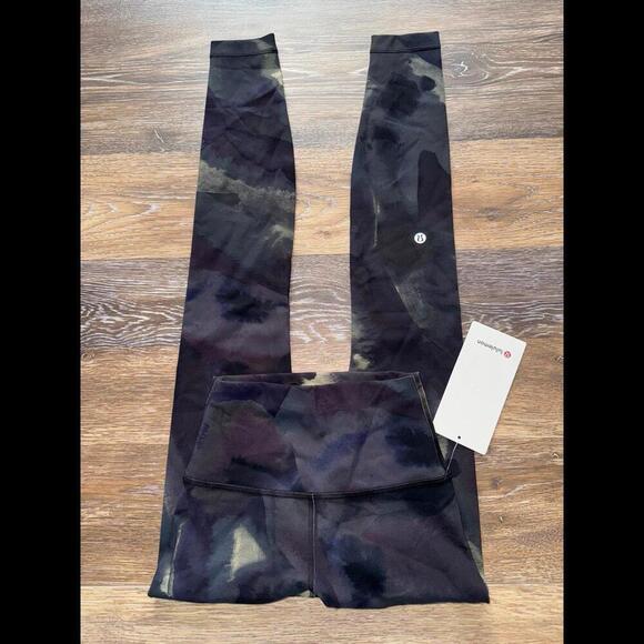 lululemon athletica Pants - Lululemon Wunder Train High Rise 28” Ink Islands Burnside Multi Size 2 NWT